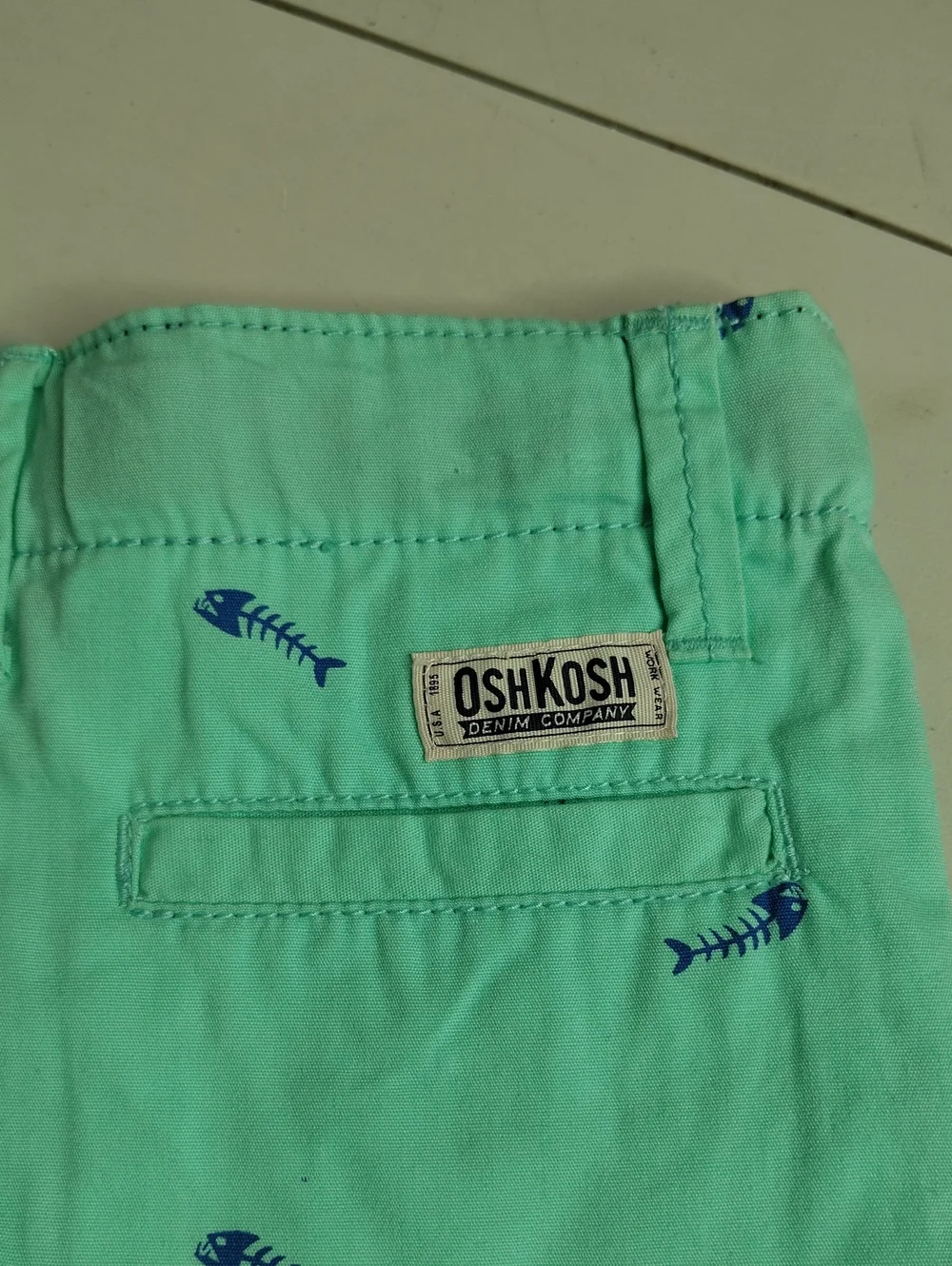 Oshkosh B'gosh Denim Company 100% Cotton Boys Chino Fish Print Shorts Size 4